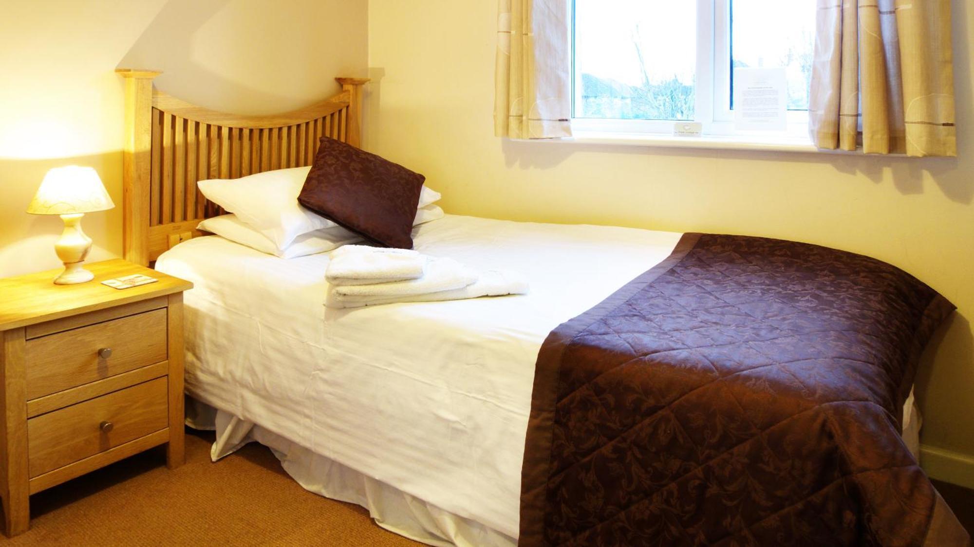 Park Lodge Farnborough  Bagian luar foto